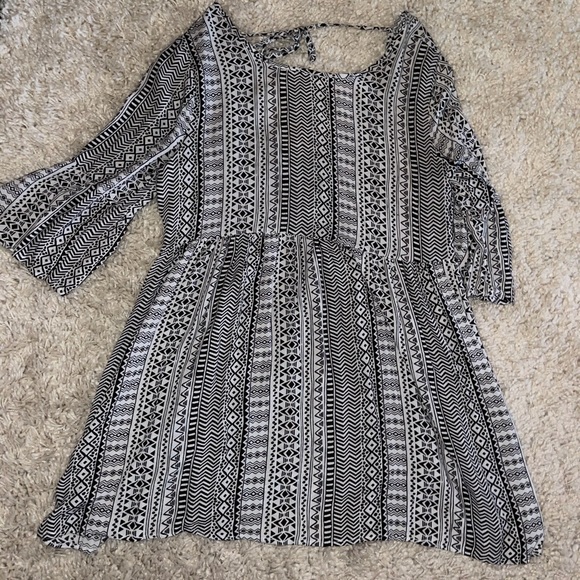 Forever 21 Dresses & Skirts - F21 Tribal Print Babydoll Dress